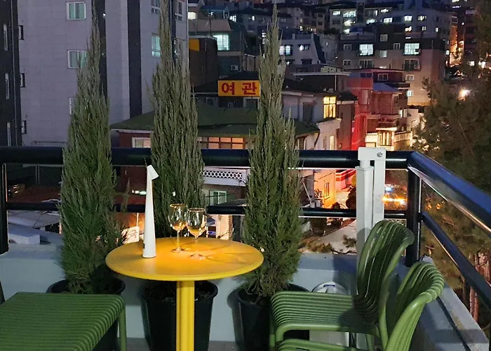 Veranda11 - Private In The Heart Of Jongno *